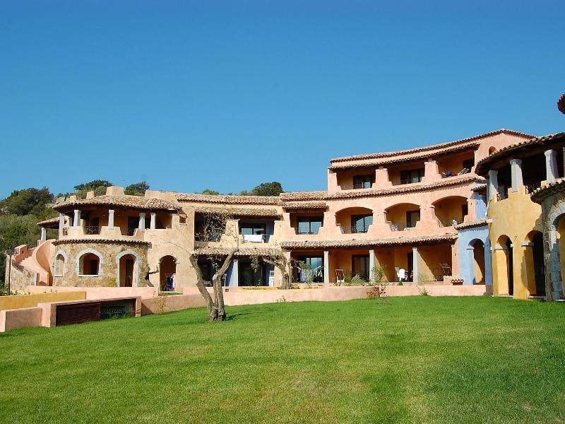 Residence Il Borgo Orosei Buitenkant foto