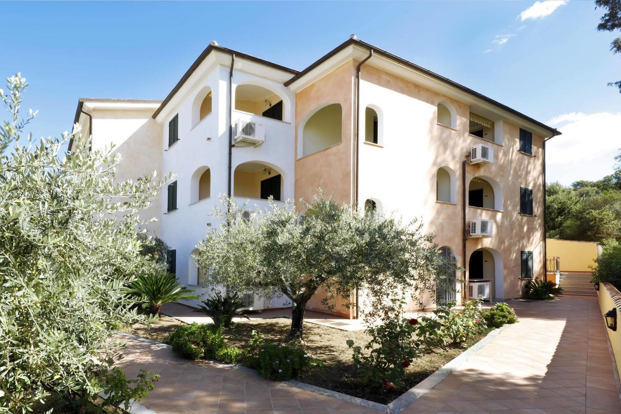 Residence Il Borgo Orosei Buitenkant foto