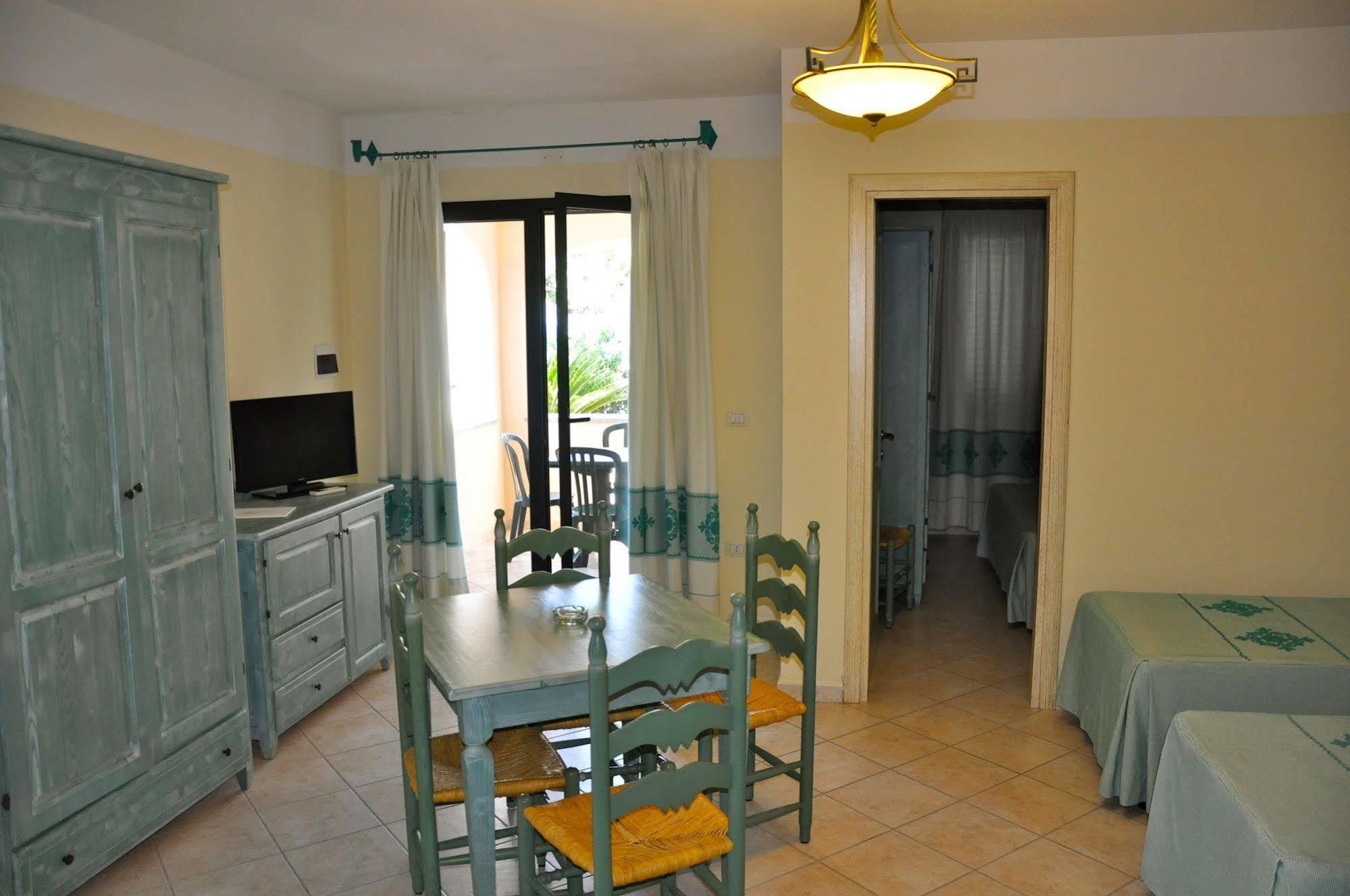 Residence Il Borgo Orosei Buitenkant foto
